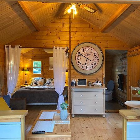 Au Chalet Fleuri Ablon Eksteriør bilde