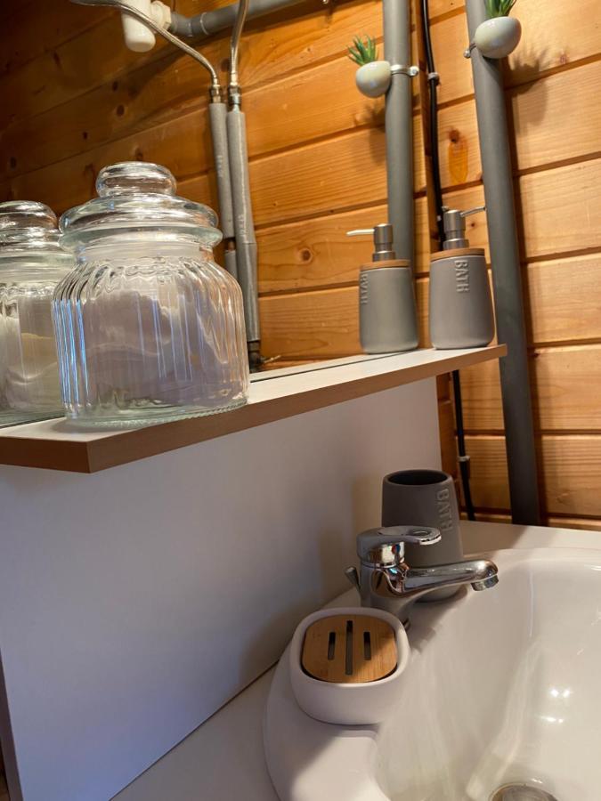 Au Chalet Fleuri Ablon Eksteriør bilde