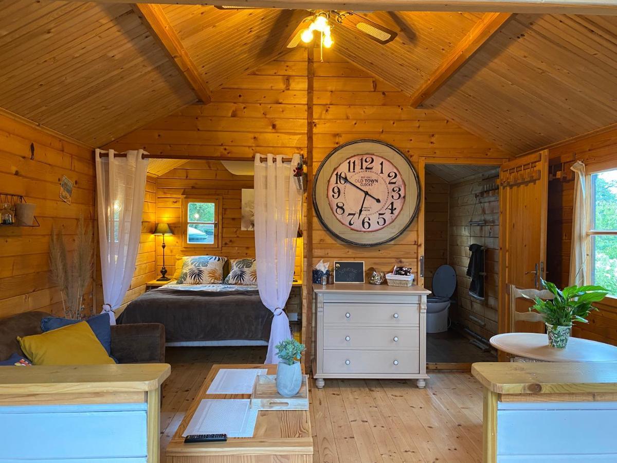 Au Chalet Fleuri Ablon Eksteriør bilde